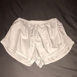 nike women’s running shorts